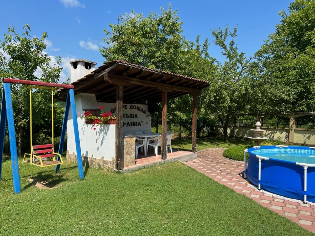 Vacation Home Yoanna Treavna Exterior foto
